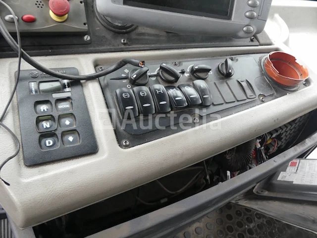 Ref:7424 - renault access vuilniswagen (vin:seg2630hl5bc16697) - afbeelding 25 van  42