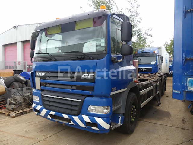 Ref:7604 - daf fascf 85 container vrachtwagen (2012-513.421 km) - afbeelding 2 van  48