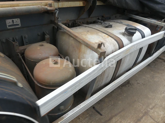 Ref:7604 - daf fascf 85 container vrachtwagen (2012-513.421 km) - afbeelding 18 van  48