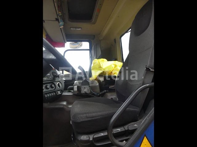 Ref:7604 - daf fascf 85 container vrachtwagen (2012-513.421 km) - afbeelding 23 van  48