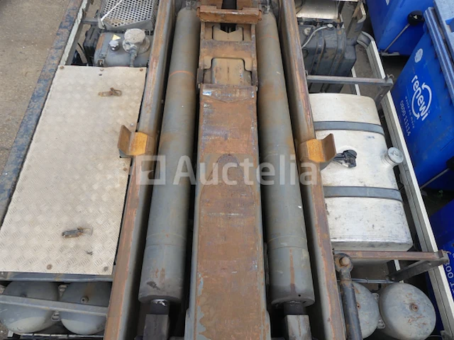 Ref:7608 - daf fascf 85 container vrachtwagen - afbeelding 13 van  47