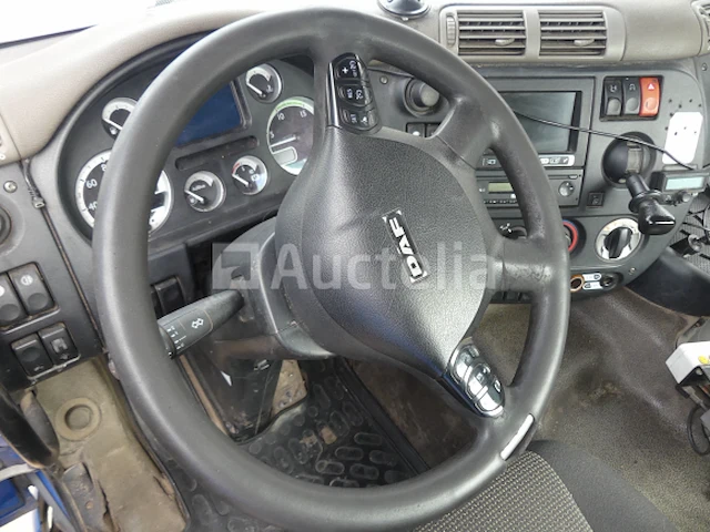 Ref:7608 - daf fascf 85 container vrachtwagen - afbeelding 45 van  47