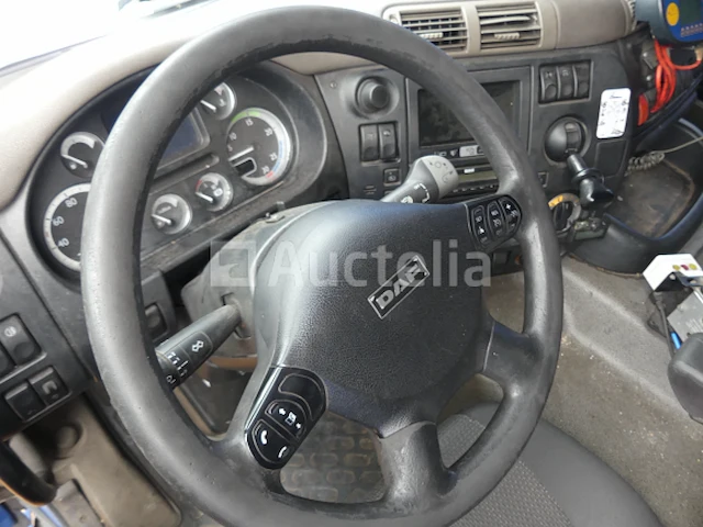 Ref:7613 - daf fancf 75 container vrachtwagen (2012-387.577 km) - afbeelding 14 van  48