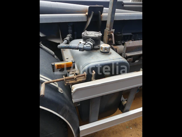 Ref:7613 - daf fancf 75 container vrachtwagen (2012-387.577 km) - afbeelding 19 van  48