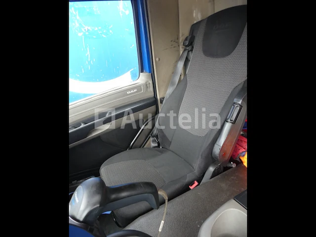 Ref:7613 - daf fancf 75 container vrachtwagen (2012-387.577 km) - afbeelding 46 van  48