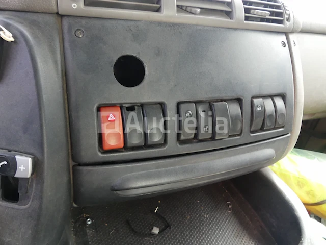 Ref:7833 - daf fas cf container vrachtwagen - afbeelding 34 van  48