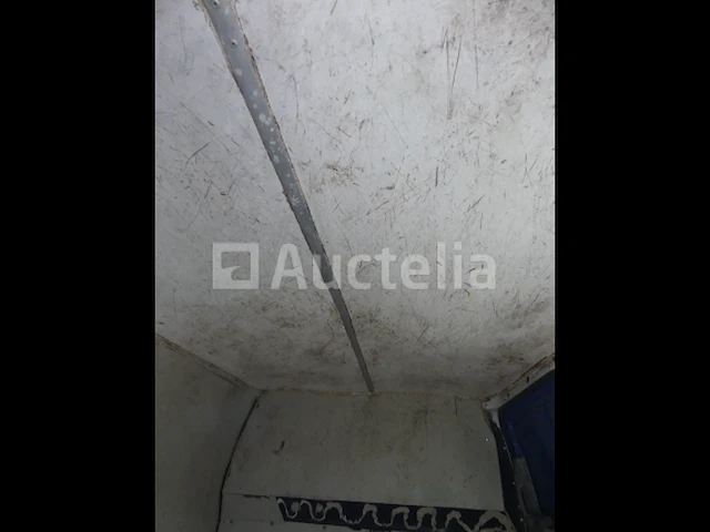 Ref:7839 - mercedes-benz beschadigde auto - afbeelding 25 van  34