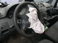 Ref:7839 - mercedes-benz beschadigde auto - afbeelding 32 van  34