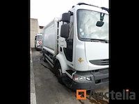 Ref:8416 - vuilniswagen renault midlum 220.12 medium lamp (2013-85.979 km)