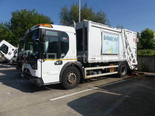 Ref:8443 - renault access vuilniswagen (2013-128.985 km) - afbeelding 12 van  37