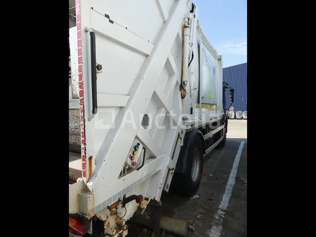 Ref:8443 - renault access vuilniswagen (2013-128.985 km) - afbeelding 25 van  37