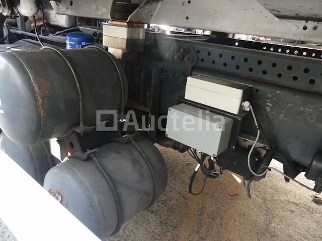 Ref:8490 - renault access vuilniswagen (2014-236.794 km) - afbeelding 2 van  30