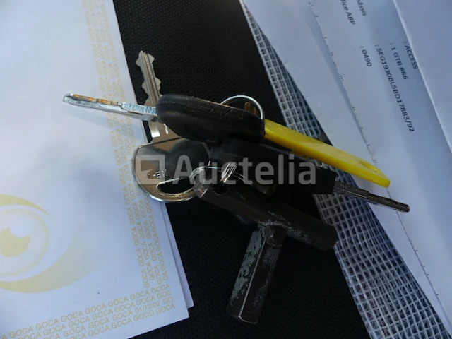 Ref:8490 - renault access vuilniswagen (2014-236.794 km) - afbeelding 26 van  30
