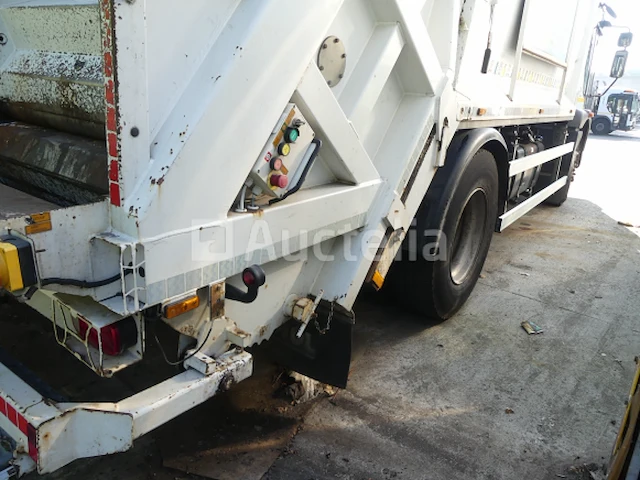 Ref:8490 - renault access vuilniswagen (2014-236.794 km) - afbeelding 27 van  30