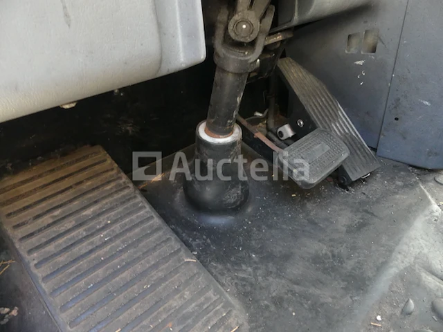 Ref:8490 - renault access vuilniswagen (2014-236.794 km) - afbeelding 28 van  30
