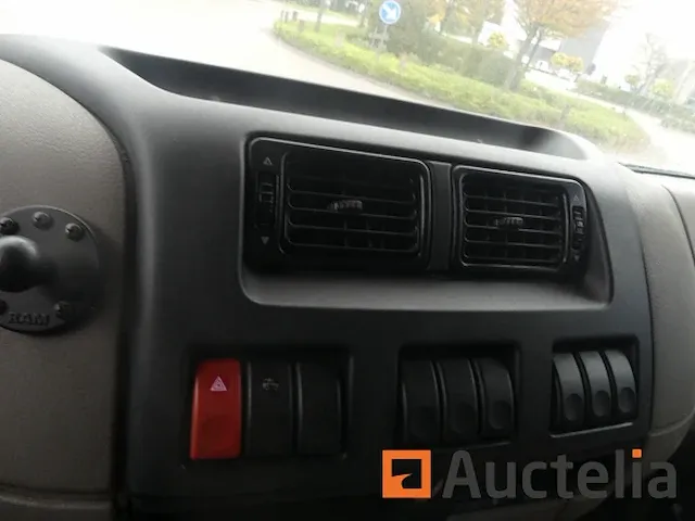 Ref:8520 - vrachtwagen hatchback met laadklep daf ae 55 lf5-12 - afbeelding 27 van  52
