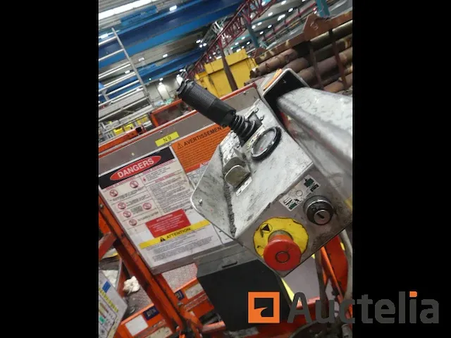 Ref:9 (4980-021) - schaarhoogwerker skyjack sj iii 3220 - afbeelding 2 van  12