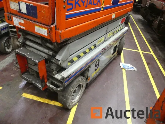 Ref:9 (4980-021) - schaarhoogwerker skyjack sj iii 3220 - afbeelding 5 van  12
