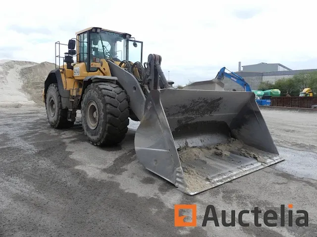 Ref:910 - wiellader volvo l180g - afbeelding 1 van  28