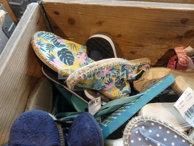 Ref:box 8 - 200 paren schoenen/diverse ruimte - afbeelding 6 van  10