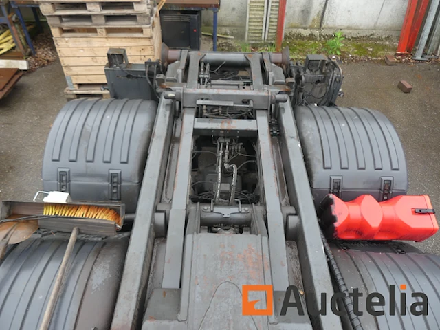 Ref:bz-rd-89 - containervrachtwagen met kraan scania p360 b 8x2/*6 (2011-759.907 km) - afbeelding 4 van  57
