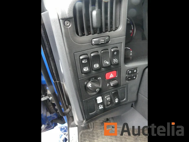 Ref:bz-rd-89 - containervrachtwagen met kraan scania p360 b 8x2/*6 (2011-759.907 km) - afbeelding 5 van  57