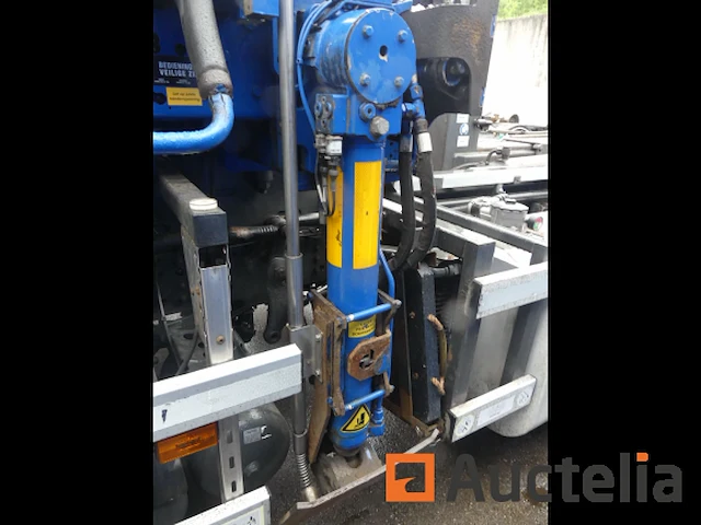 Ref:bz-rd-89 - containervrachtwagen met kraan scania p360 b 8x2/*6 (2011-759.907 km) - afbeelding 16 van  57