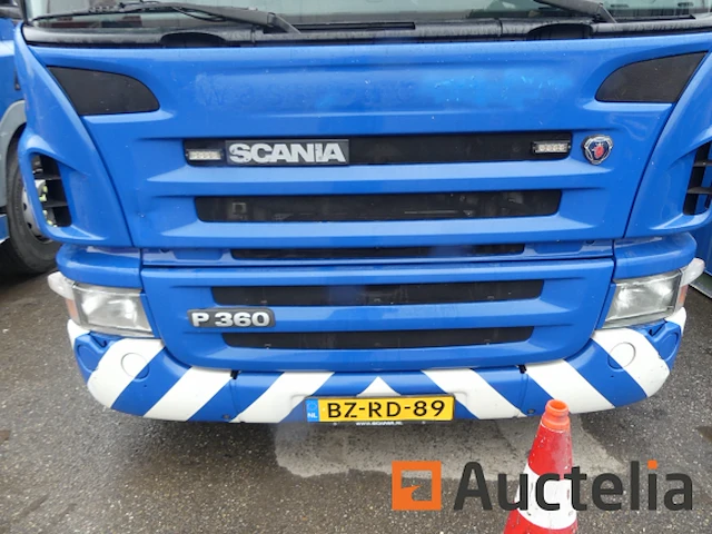 Ref:bz-rd-89 - containervrachtwagen met kraan scania p360 b 8x2/*6 (2011-759.907 km) - afbeelding 20 van  57