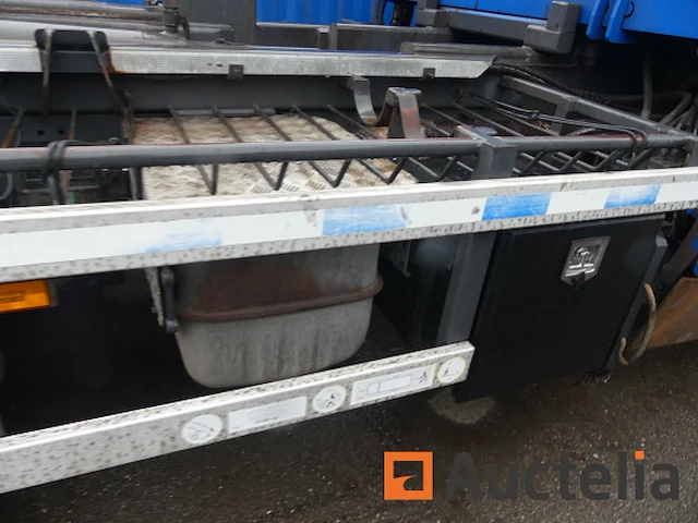 Ref:bz-rd-89 - containervrachtwagen met kraan scania p360 b 8x2/*6 (2011-759.907 km) - afbeelding 21 van  57