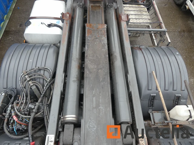 Ref:bz-rd-89 - containervrachtwagen met kraan scania p360 b 8x2/*6 (2011-759.907 km) - afbeelding 26 van  57