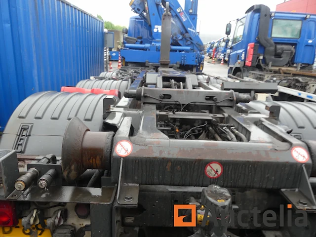 Ref:bz-rd-89 - containervrachtwagen met kraan scania p360 b 8x2/*6 (2011-759.907 km) - afbeelding 28 van  57