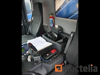 Ref:bz-rd-89 - containervrachtwagen met kraan scania p360 b 8x2/*6 (2011-759.907 km) - afbeelding 33 van  57