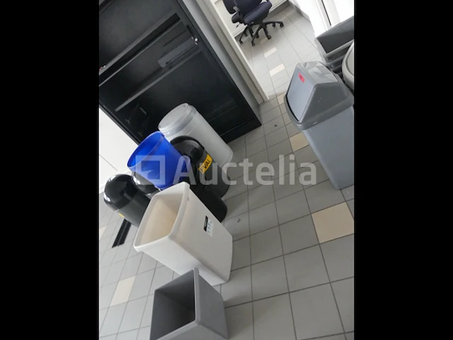 Ref:c012 - kantoormeubilair - afbeelding 14 van  14