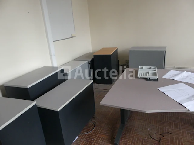 Ref:c028 - kantoormeubilair - afbeelding 19 van  19