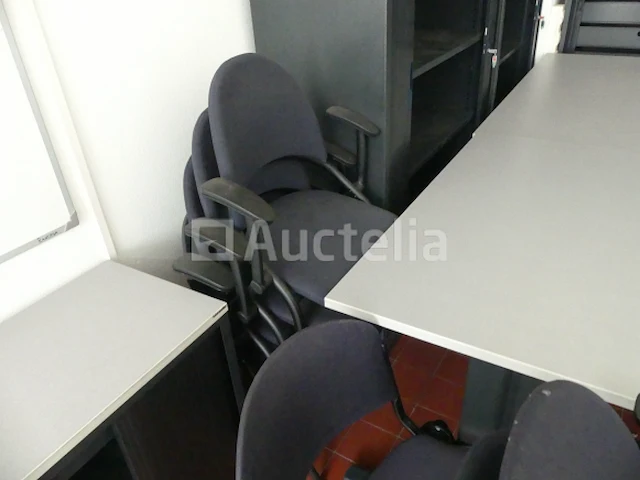 Ref:c046 - kantoormeubilair - afbeelding 13 van  16