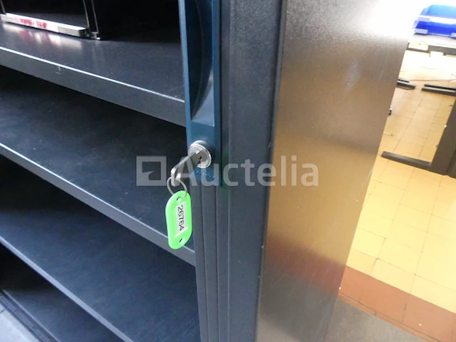Ref:c072-c073 - kantoormeubilair - afbeelding 5 van  22