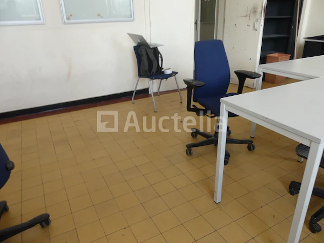 Ref:c075 - kantoormeubilair - afbeelding 9 van  30