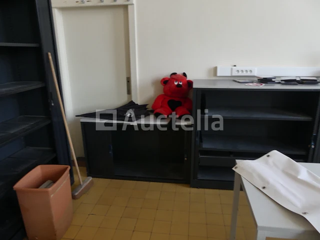 Ref:c075 - kantoormeubilair - afbeelding 23 van  30