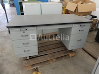 Ref:d1 - metalen bureau - afbeelding 4 van  5