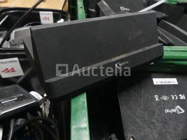 Ref:depot rue renkin - computerapparatuur; tablets met oplader - afbeelding 6 van  19