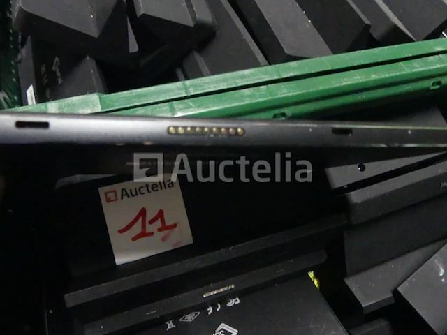 Ref:depot rue renkin - computerapparatuur; tablets met oplader - afbeelding 14 van  19