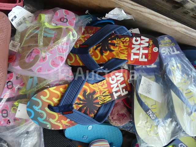 Ref:doos 3 - 200 paren diverse teenslippers/pantoffels - afbeelding 9 van  11