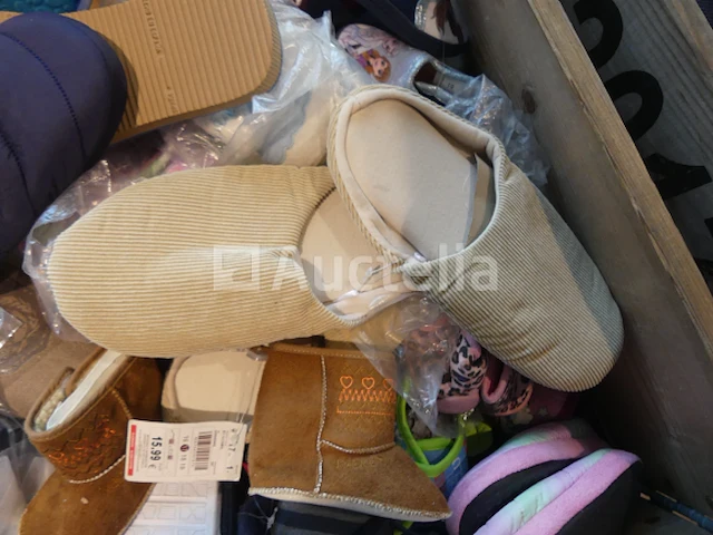 Ref:doos 5 - 200 paar schoenen/diverse pantoffels - afbeelding 6 van  8