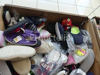Ref:doos 6 - 200 paren diverse pantoffels - afbeelding 8 van  10