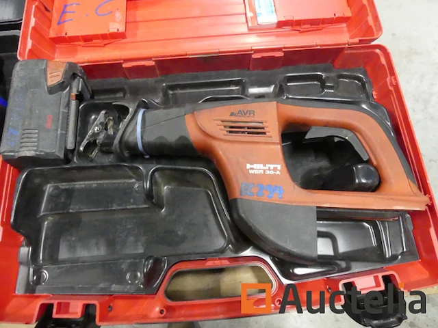 Ref:ec294 - reciprozaag op accu hilti wsr36-a - afbeelding 1 van  6