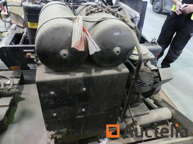 Ref:g0251 - compressor - afbeelding 7 van  8