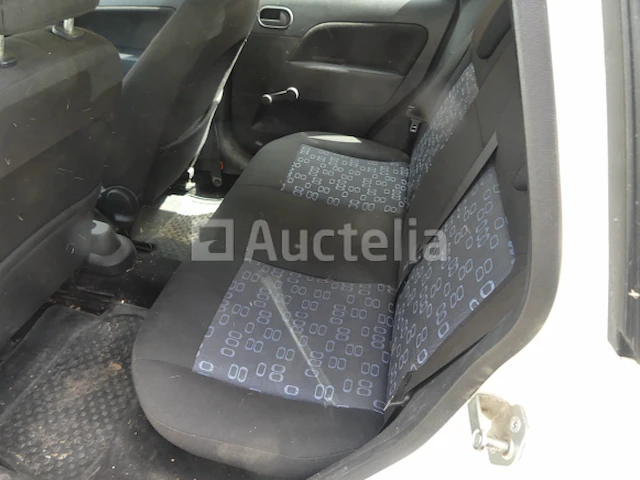 Ref:geregistreerd onder: spi-110 - ford fiesta car - afbeelding 14 van  25