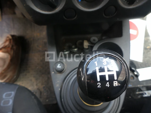 Ref:geregistreerd onder: spi-110 - ford fiesta car - afbeelding 19 van  25