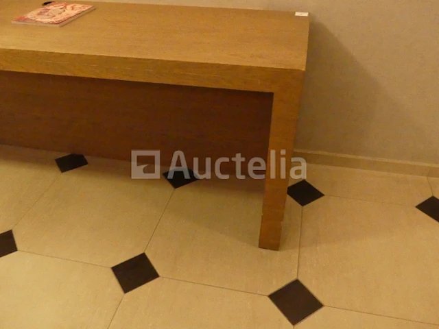 Ref:kelder hal - console / bureautafel - afbeelding 1 van  9