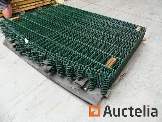 Ref:n030427 - 18 stijve hek panelen betafence decofor arco green 6005 - afbeelding 2 van  4